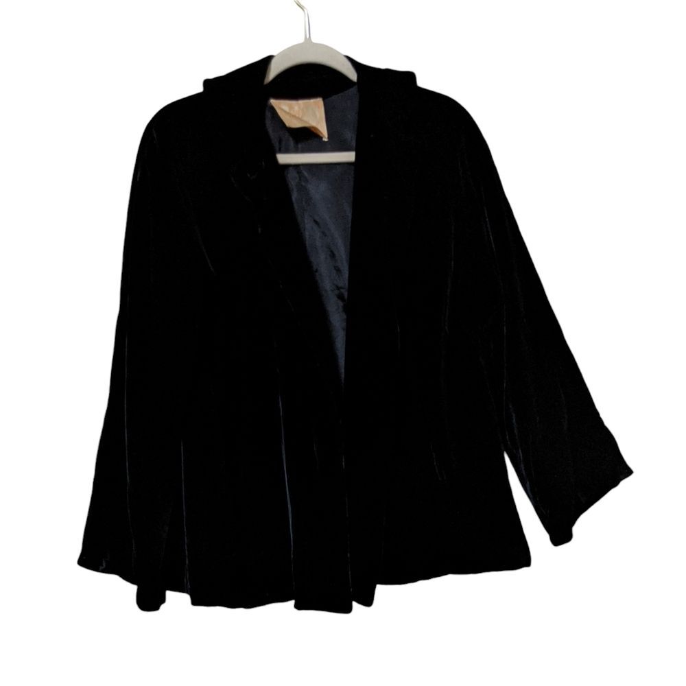 Vintage Watt & Shand black velvet swing coat union made holiday event night out